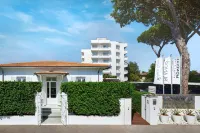Mondial Resort & Spa Hotels near Bell tower of the Cathedral of San Martino Pietrasanta LU