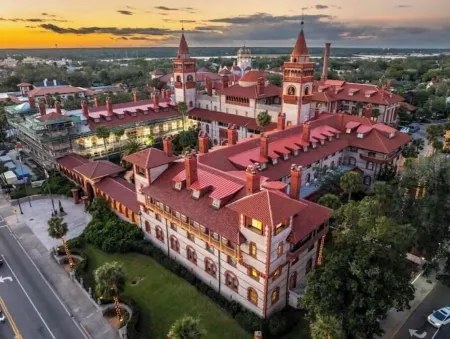 4BR Heated Pool & Walk to Beach - Double Master w Bonus Loft - Amazing Sunsets! Отели в г. Вилано-Бич