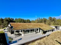 "Nilson" - 1.4km from the Sea