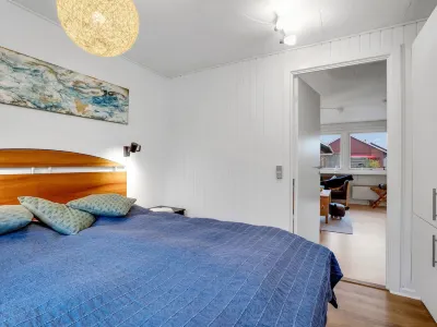 "Arise" - 700m from the sea Hotels near Sankt Birgitta Kloster
