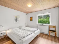 "Lavrans" - 2.5km from the Sea