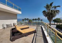 EONA BEACH RESORT by Greek Pride