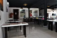 Nutana Hotel Lombok - breakfast