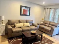 Elegant 2 Bedroom Apartment Home Hotels in Rowlett