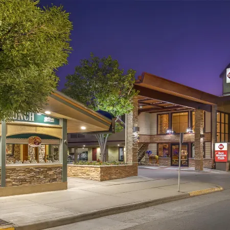 Best Western Plus Clocktower Inn