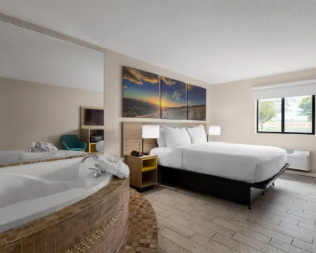 Days Inn and Suites by Wyndham Hammond, IN Hotels in Hammond