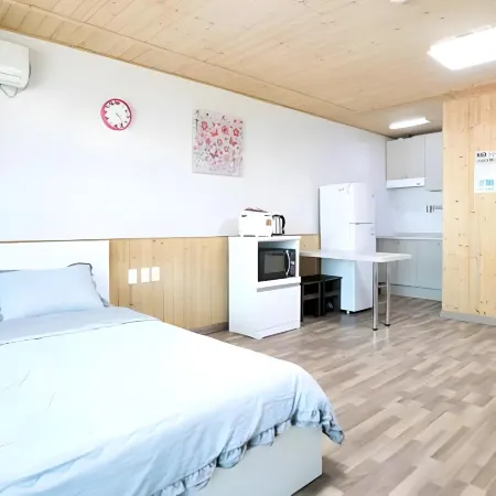 Yanggu Dandelion Pension