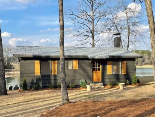 The Cozy Cabin on Lake Martin