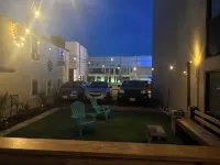 Charming 2-bedroom apartment in fabulous Virginia Beach with WiFi, AC