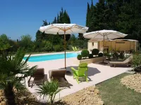 Country House in Provence with Garden Access - Huvilat