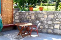 Apartment Lepur Slano - Two-Bedroom Apartment with Terrace Hotels in Slano
