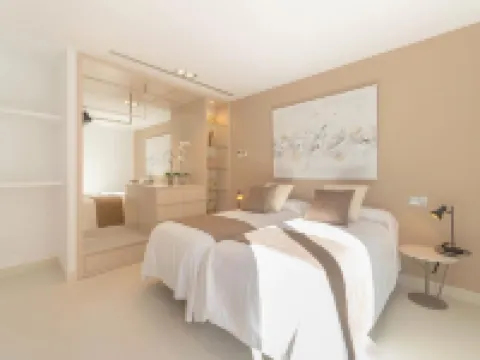 Villa in Búger with Rooftop Pool & Scenic Views Hoteles en Búger