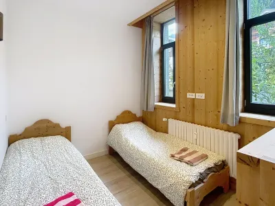 F3 with nice view Hotel in zona Parc de Merlet