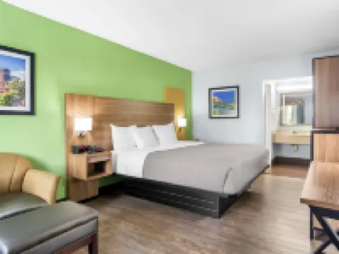 ควอลิตี้ อินน์แอนด์สวีทส์ กรีนวิลล์ - เฮย์วูดมอลล์ โรงแรมในกรีนวิลล์