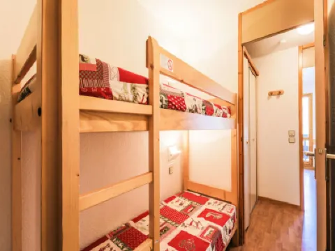 2-room apartment for 6 people Comfort Hotels near Courchevel 1650