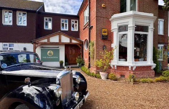 艾姆斯沃思旅館