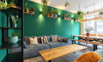 Mue Cubes -Capsule Hotel