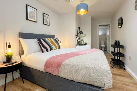 Ocho Homes Lux by Eight Continents, Belfast