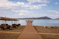 W Costa Navarino - Luxury