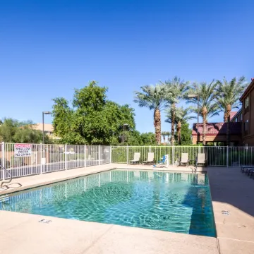 Red Roof Plus+ Tempe - Phoenix Airport