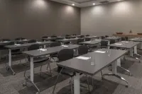 Holiday Inn Express & Suites SILAO AEROPUERTO - TERMINAL by IHG