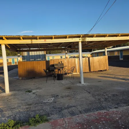 Royal Inn