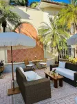La Casa Hotel - 2-Star