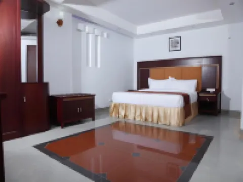 Hotel Hiton Hotels in Malappuram
