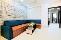 SURYA PLAZA - 2星級
