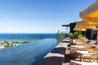 Legend Hill Resort and Spa - Rooftop Pools