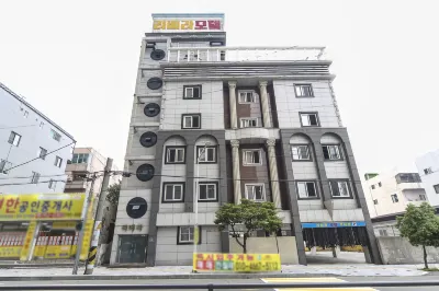 Gwangyang Ribera Hotels near Jinsang-Yeog