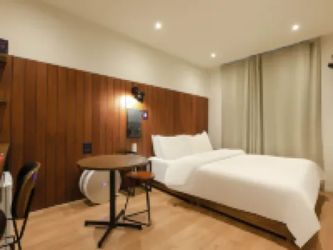 Seongnam Hotel Com 鄰近炭川綜合運動場的酒店