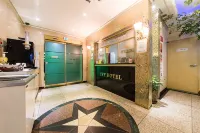 Ivy Hotel