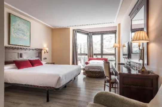 Snö Villa de Sallent 4