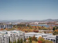 1-Bed with Amazing Views, Pool, Gym, BBQ & Parking