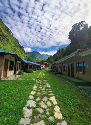 Leafwalk Resort