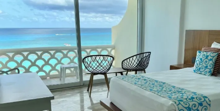 Suites Luna y Sol Caribe