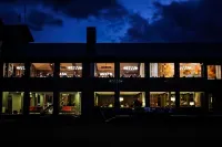 Río Serrano Hotel + Spa Hotel a 