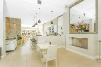 Deep Blue Hotel & Hot Springs