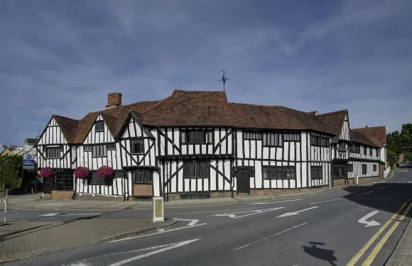 玫瑰王冠貝斯特韋斯特酒店