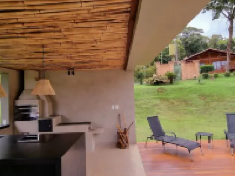 Estilo e Charme em Macacos Hotels in Nova Lima