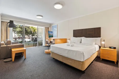 Manly Seabreeze with 1 Bathrooms