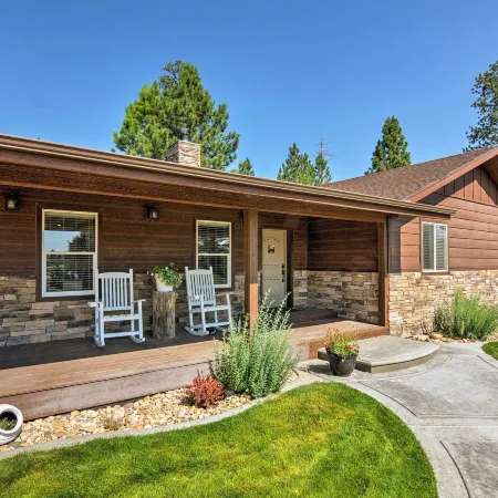 Luxe Home ~ 2 Mi to Bryce Canyon National Park!