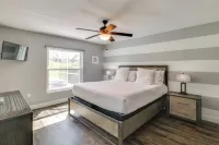 Private Pool & Hot Tub: Modern Davenport Home! - spa