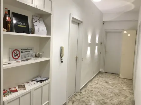 Room 110 Bari -Guesthouse-