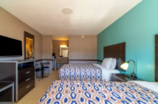 Woodfield Inn & Suites Hotel O, Yoakum TX 111