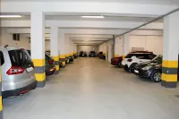 Hotel Villa MiraMar - parking