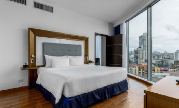 Novotel Panama City