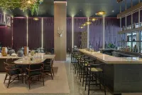 Zemi Miches Punta Cana All-Inclusive Resort, Curio Collection by Hilton - Bar