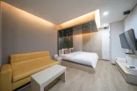 Gyeongju Zara Motel - ที่มีที่จอดรถ